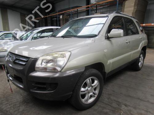 Left front driveshaft KIA SPORTAGE II (JE_, KM_) 2.0 CRDi | BP20394324M38 