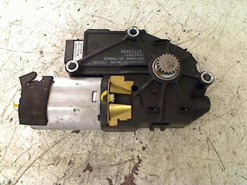 Sunroof engine PEUGEOT 407 SW (6E_, 6D_) 2.0 HDi 135 | BP21232946M60 