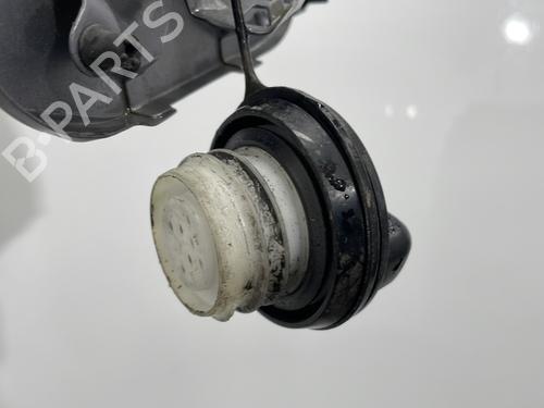 Fuel flap NISSAN QASHQAI I (J10, NJ10) 1.5 dCi | BP30115602C131