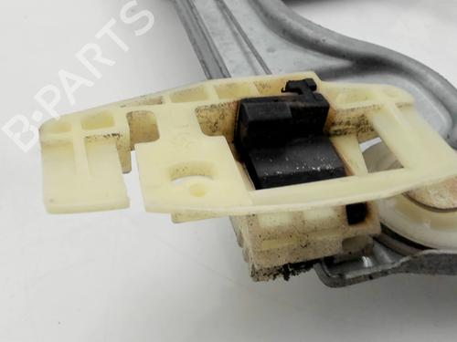 Front left window mechanism PEUGEOT 1007 (KM_) 1.4 HDi | BP37679871C22 - Image 4