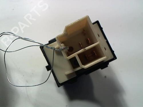 Used Right rear window switch Right rear window switch CHRYSLER STRATUS (JA) 2.0 LE (131 hp) 21230953 21230953