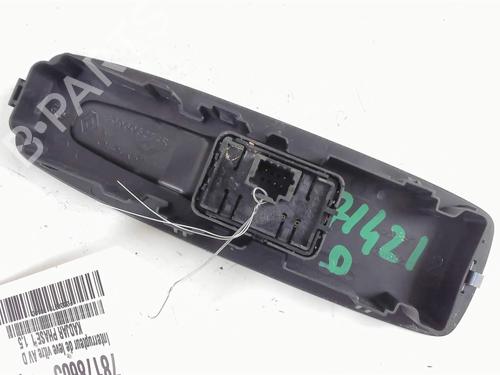 Used Right front window switch Right front window switch RENAULT KADJAR (HA_, HL_) 1.5 BLUE dCi 115 (HLA6) (116 hp) 20449747 20449747