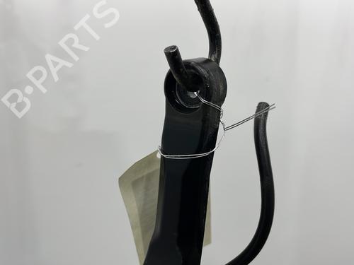 front-windshield-wiper-arm-bluecar-blueutility-2011-33446027 main image