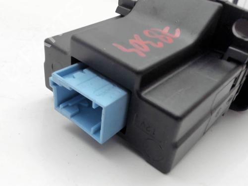 Used Switch Switch RENAULT SCÉNIC II (JM0/1_) 1.9 dCi (JM0G, JM12, JM1G, JM2C) (120 hp) 33559591 33559591