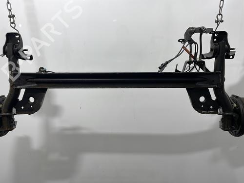 Used Rear axle RENAULT TWINGO II (CN0_) 1.5 dCi (CN0E) (64 hp) 33184406