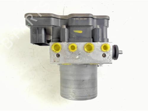 Used ABS pump RENAULT CLIO V (B7_) 1.5 Blue dCi 85 (B7AG) (86 hp) 20421110