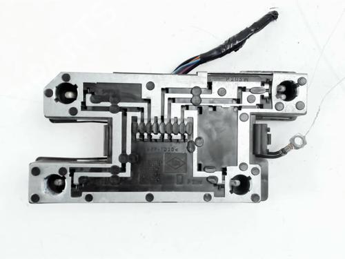 Used Lamp holder RENAULT CLIO I (B/C57_, 5/357_) 1.2 (5/357Y, 5/357K) (58 hp) 32273763