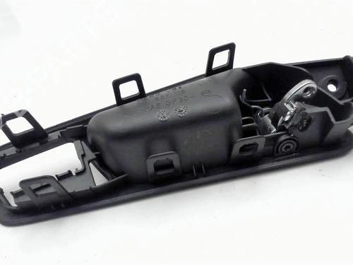 Used Front left interior door handle Front left interior door handle VW PASSAT B6 (3C2) 1.6 FSI (115 hp) 33131212 33131212