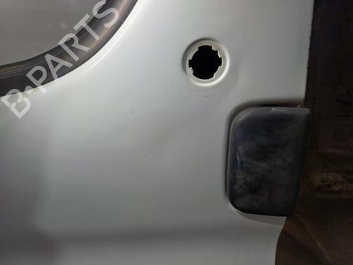 Used Left front door Left front door 39607238 39607238