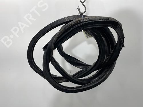 rubber-door-seal-audi-tt-roadster-8n9-1999-2000-2001-2002-2003-2004-2005-2006-2007-30479826 main image