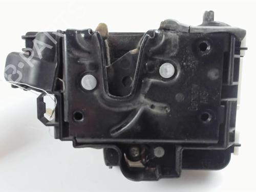 Rear left lock VW POLO (6N2) 1.4 16V | BP20464952C100 