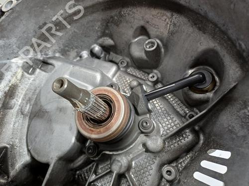 Gearbox CITROËN C5 III (RD_) 2.0 HDi 150 / BlueHDi 150 (RDRHEA, RDRHE8, RDAHRM,... | BP37166139M3 - Image 6