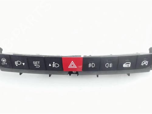 Used Warning switch FIAT 500L (351_, 352_) 1.3 D Multijet (199LXY1A, 199LXY11) (84 hp) 30689108