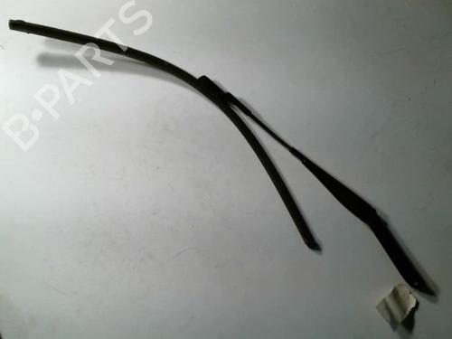 Used Front windshield wiper arm FORD FIESTA VI (CB1, CCN) 1.6 TDCi (75 hp) 20430986