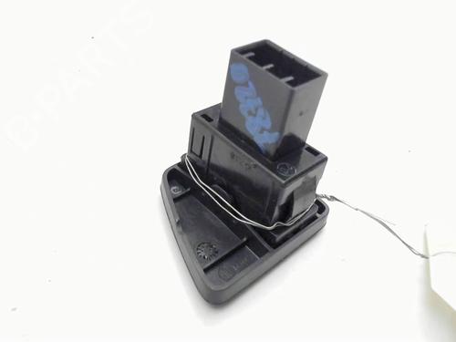 Left front window switch FIAT 500 (312_) 1.2 (312AXA1A) | BP31355427I27