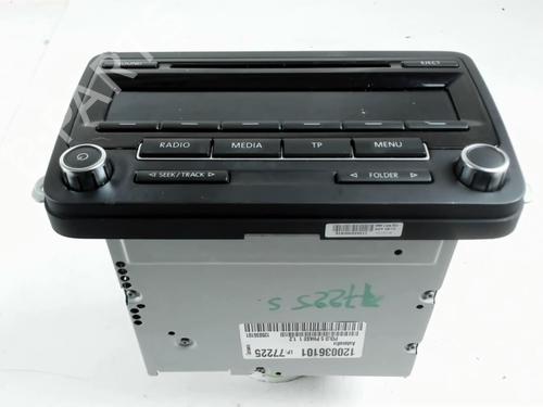 Radio VW POLO V (6R1, 6C1) 1.2 | BP32273669E6