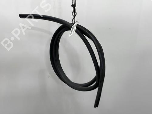 Used Rubber door seal FORD FIESTA VI (CB1, CCN) 1.25 (82 hp) 20393996