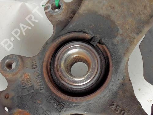 Used Right front steering knuckle VOLVO V50 (545) 1.6 D (110 hp) 20397777