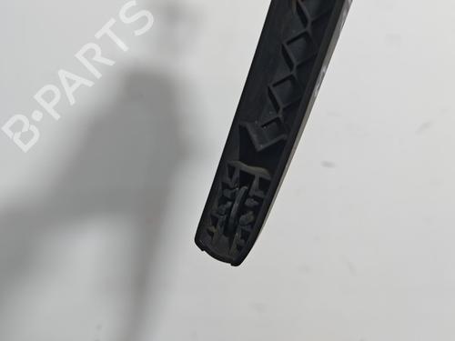 rear-windshield-wiper-arm-audi-a4-b8-avant-8k5-2007-2008-2009-2010-2011-2012-2013-2014-2015-2016-2017-40544582 main image