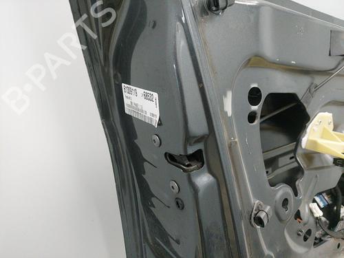 Used Left front door Left front door 20470034 20470034