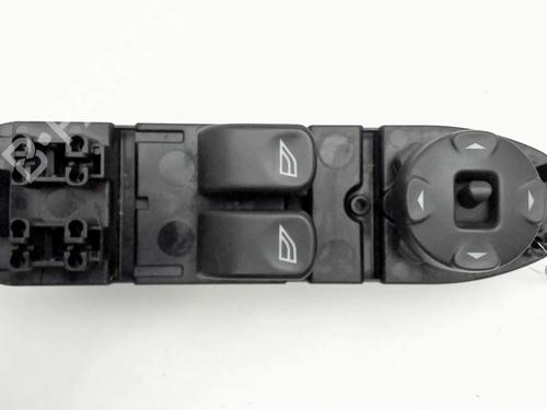 Used Left front window switch JAGUAR X-TYPE I (X400) 3.0 V6 All-wheel Drive (230 hp) 28811175