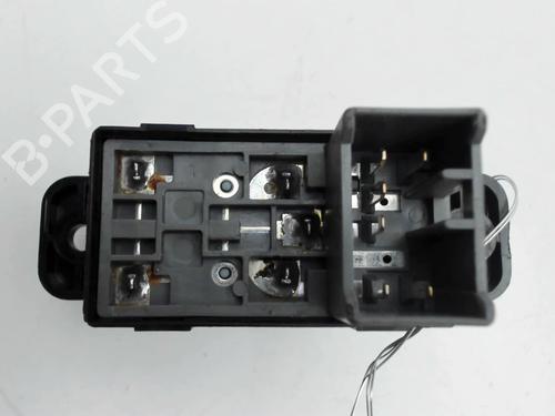 Used Right rear window switch SSANGYONG ACTYON I 200 Xdi 4WD (141 hp) 20399908