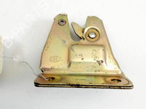 Cerradura de porton trasero PEUGEOT 205 II (20A/C) 1.4 (75 hp) 30795229