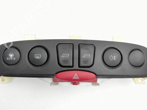 Used Warning switch FIAT PUNTO (188_) 1.2 60 (188.030, .050, .130, .150, .230, .250) (60 hp) 30363843