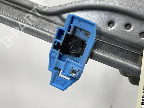 Used Front left window mechanism Front left window mechanism RENAULT MODUS / GRAND MODUS (F/JP0_) 1.5 dCi 75 (75 hp) 28613125 28613125