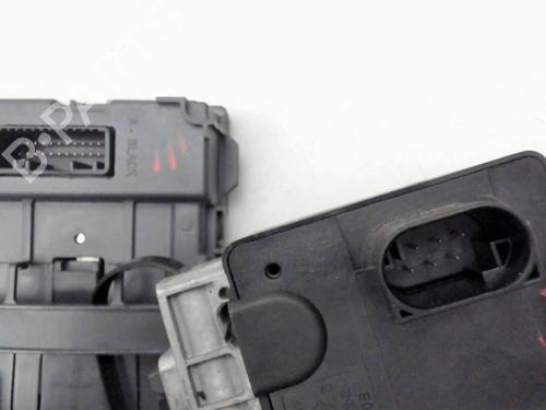 Used Card reader Card reader RENAULT CLIO IV (BH_) 0.9 TCe 90 (BHNF, BHMA, BHMH, BHJK, BHJR) (90 hp) 40224351 40224351