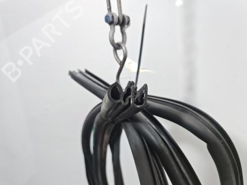 Used Rubber door seal Rubber door seal RENAULT TWINGO I (C06_) 1.2 16V (C06C, C06D, C06K) (75 hp) 40544525 40544525