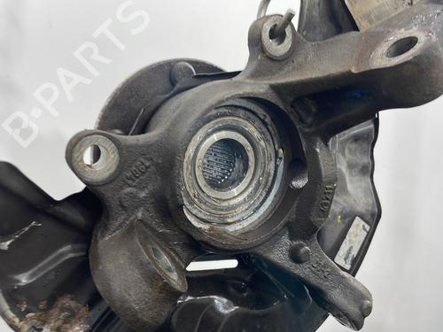 Used Right front steering knuckle Right front steering knuckle TOYOTA COROLLA Verso (ZER_, ZZE12_, R1_) 2.2 D-4D (AUR10_, AUR10R) (136 hp) 30115529 30115529