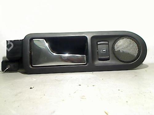 Venstre bak invendig håndtak VW GOLF IV (1J1) 1.9 TDI (90 hp) 25264129