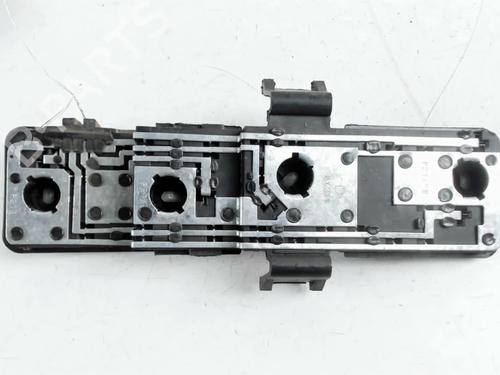 Used Lamp holder CITROËN XSARA PICASSO (N68) 2.0 HDi (90 hp) 32630898