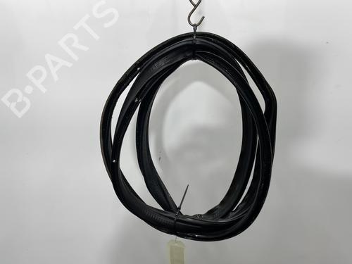Used Rubber door seal MERCEDES-BENZ GLK-CLASS (X204) 350 CDI 4-matic (204.992) (231 hp) 30308464