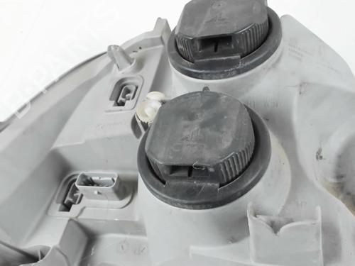 Left headlight RENAULT MASTER II Van (FD) 2.5 dCi (FD02) | BP30161710C28
