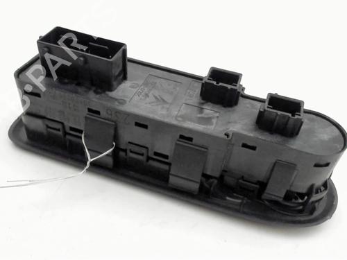 Left front window switch CITROËN C3 II (SC_) 1.2 VTi 82 | BP28361984I27 