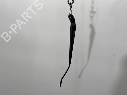 Used Front windshield wiper arm PEUGEOT 306 (7B, N3, N5) 1.9 SRDT (90 hp) 30364100