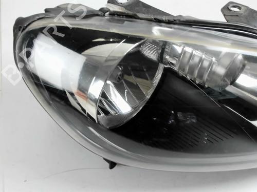 Right headlight VW GOLF VI (5K1) 2.0 TDI | BP29976529C29 