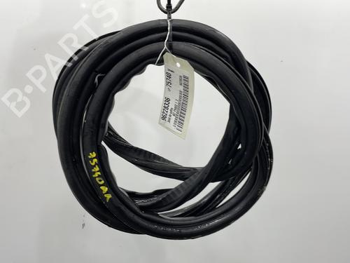 Used Rubber door seal PEUGEOT 407 (6D_) 2.0 HDi 135 (6DRHRH, 6DRHRE, 6DRHRG, 6DRHRJ) (136 hp) 21423085