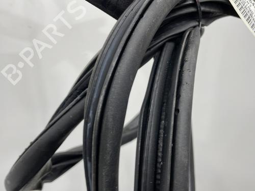 Used Rubber door seal Rubber door seal FORD FOCUS II (DA_, HCP, DP) 1.8 TDCi (115 hp) 23778947 23778947