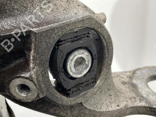 Used Right rear steering knuckle Right rear steering knuckle AUDI Q5 (8RB) 3.0 TDI quattro (240 hp) 31139158 31139158
