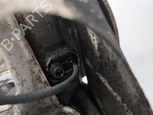 Used Left front steering knuckle Left front steering knuckle ALFA ROMEO GIULIA (952_) 2.2 D (952AEM250, 952AEA250) (150 hp) 39733726 39733726