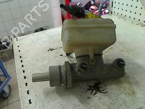 Used Brake master cylinder VW GOLF IV (1J1) 1.4 16V (75 hp) 25264513