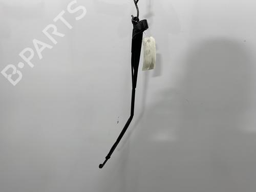 Used Rear windshield wiper arm RENAULT 21 (B48_) 2.1 Turbo-D (B486, B488, B48V) (88 hp) 26497824