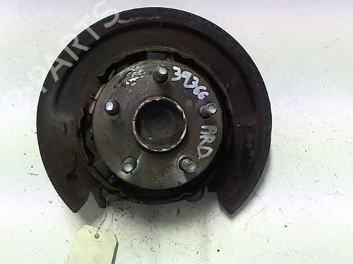 Used Right rear steering knuckle TOYOTA AVENSIS (_T25_) 2.0 D-4D (CDT250_, CDT250R) (116 hp) 20456681