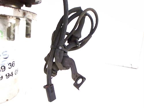 Used Right front steering knuckle Right front steering knuckle KIA CEE'D (JD) 1.6 CRDi 136 (136 hp) 20466399 20466399