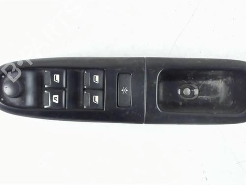 Used Left front window switch Left front window switch PEUGEOT 406 (8B) 2.0 HDI 110 (109 hp) 35892450 35892450