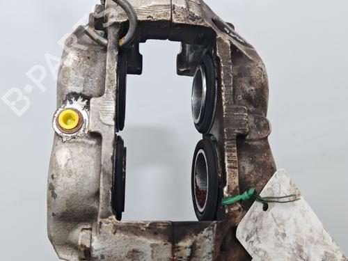 Used Right front brake caliper RENAULT MASTER I Van (T__) 28-35 2,5 D (75 hp) 28154948