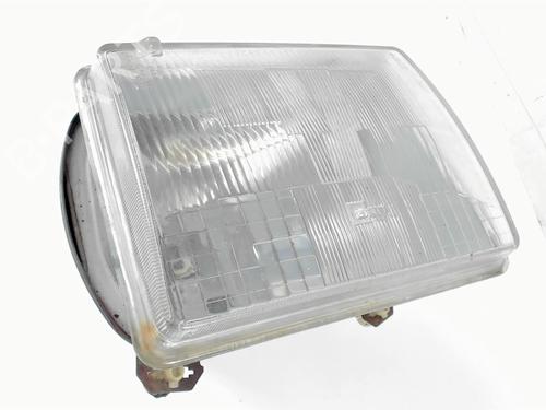 Højre forlygte Højre forlygte RENAULT 14 (121_) 1.4 (1212) (71 hp) 25264897 25264897